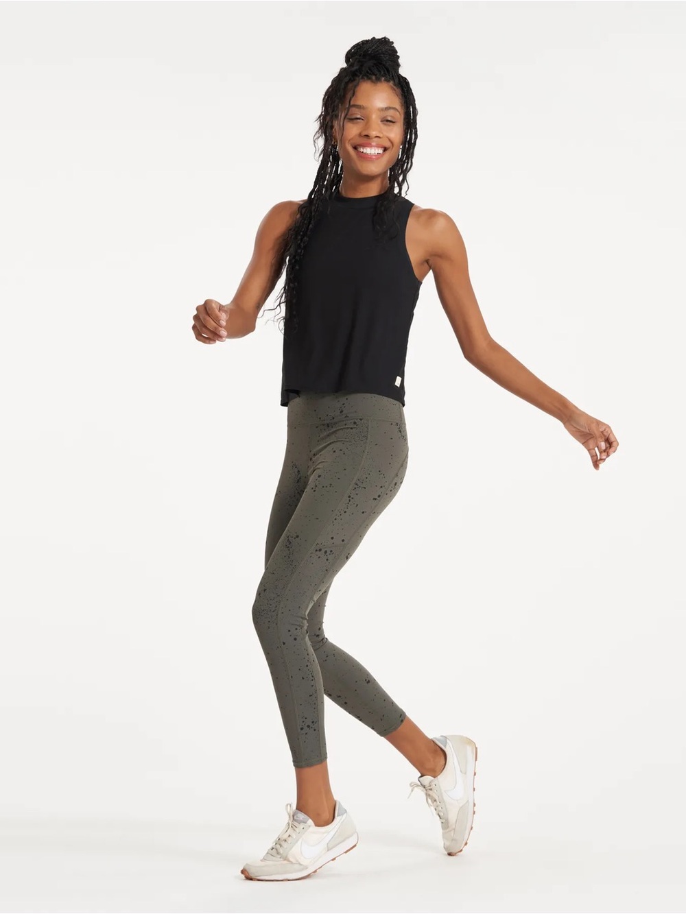 Vuori Speckled Olive oregano Green mid-Rise Leggings side pockets 7/8 length